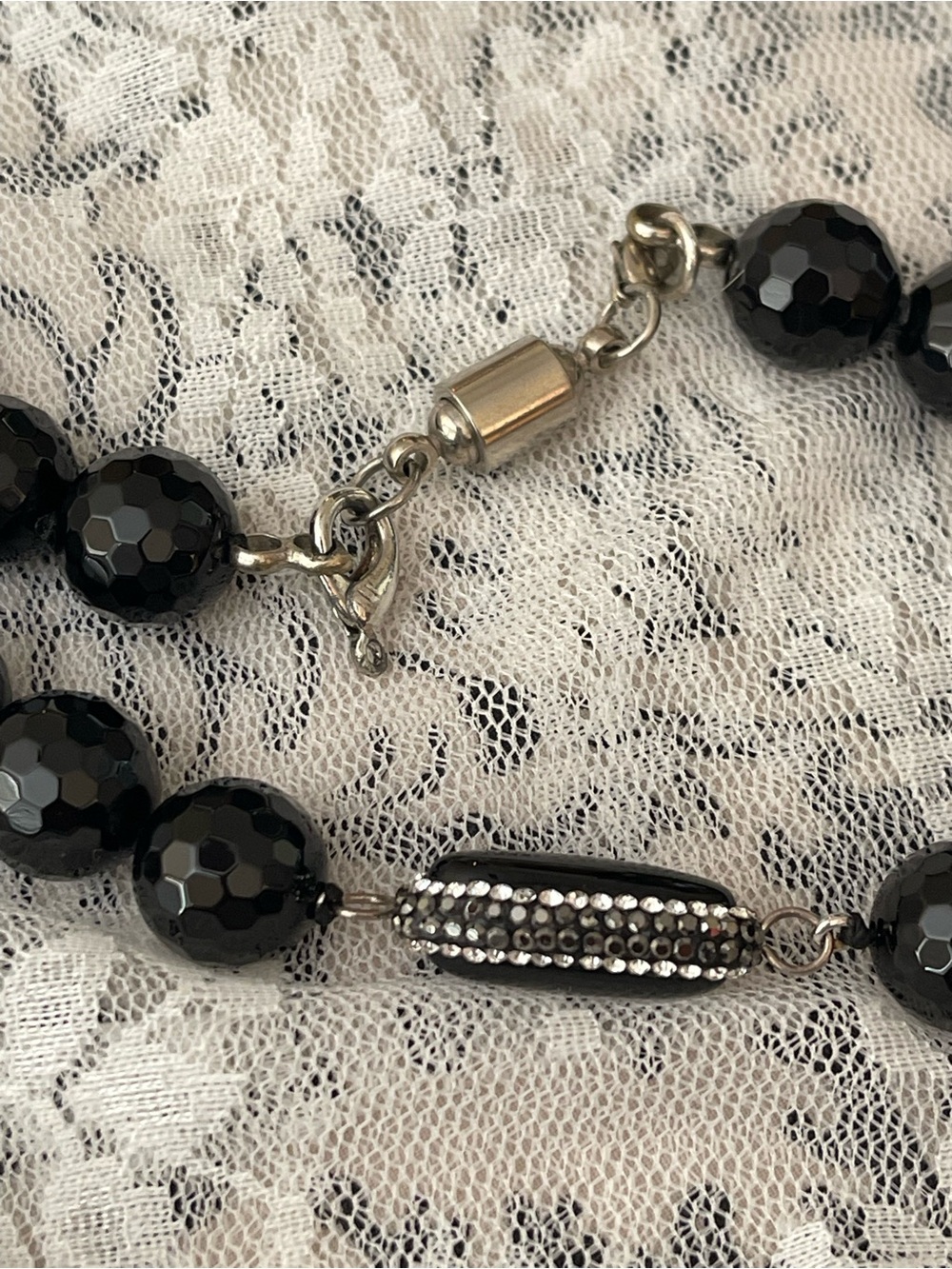 Vintage Tassel Black Gemstone Necklace — Elegant Statement Jewelry    Sturdy - Picture 3 of 5